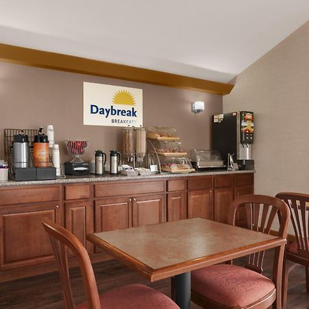 Days Inn By Wyndham Middletown New Hampton Εξωτερικό φωτογραφία